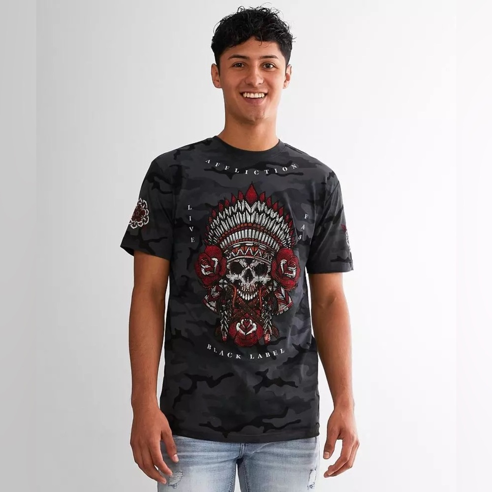 Affliction Thunder Sky T-Shirt in Black Camo Sz L Men’s
(Abr A-1)